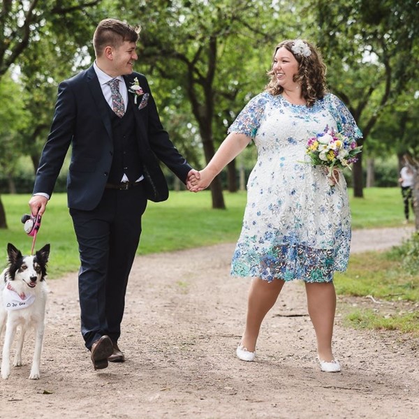 wedding-dog-stroll-2