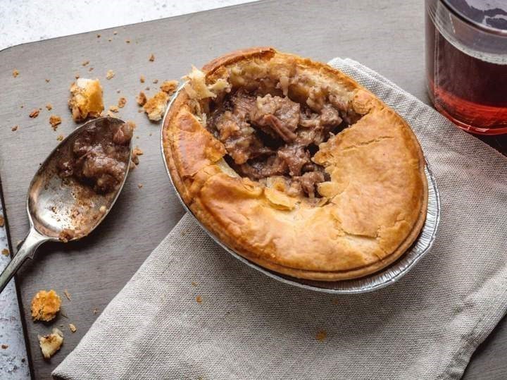 Steak and Kidney Pies (2 Pack)