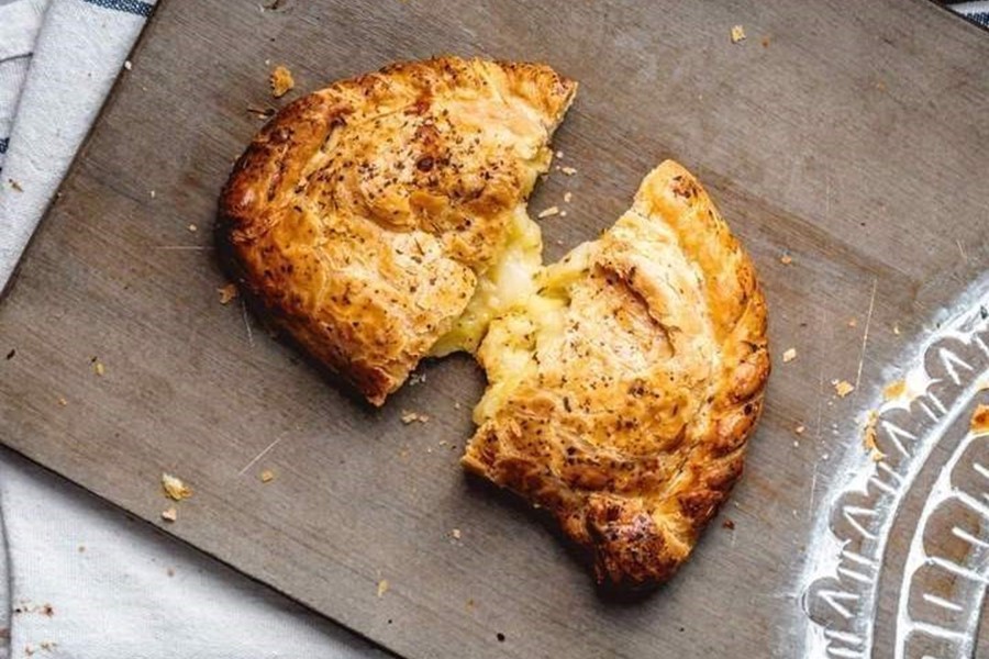 cheese-and-onion-pasty