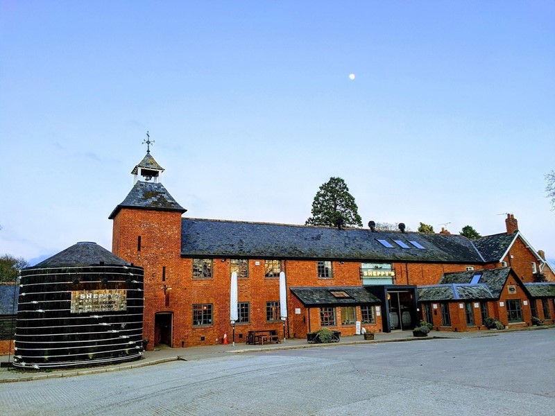 house-of-cider-at-dusk