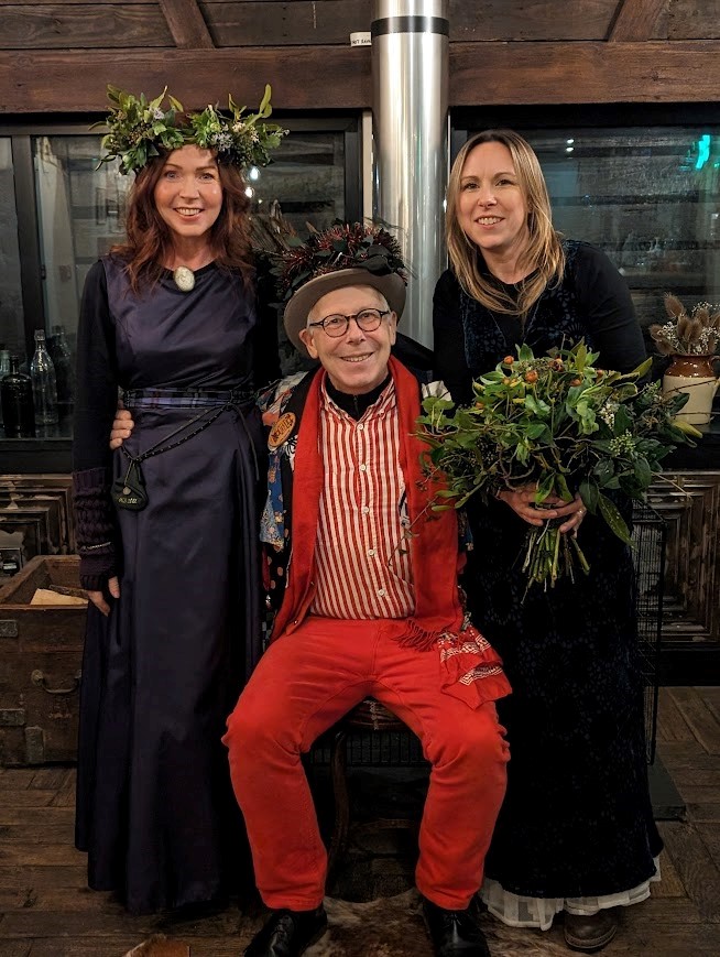 wassail-sarah-mike-with-queens