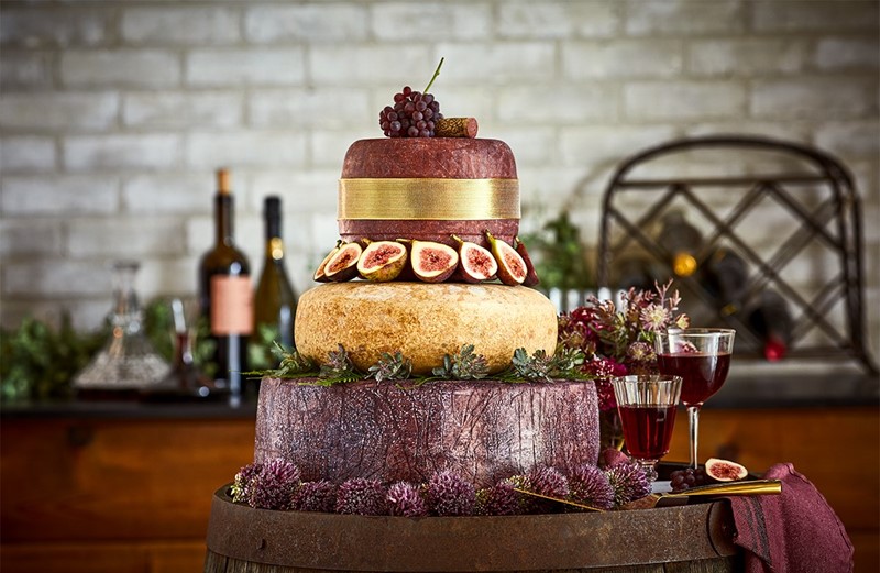 weddingcake-vineyardheader_3