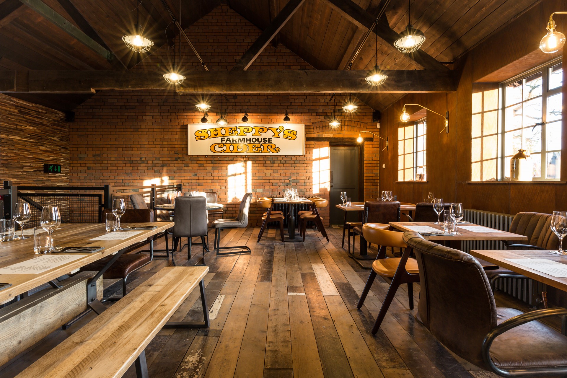 hoc-upper-restaurant