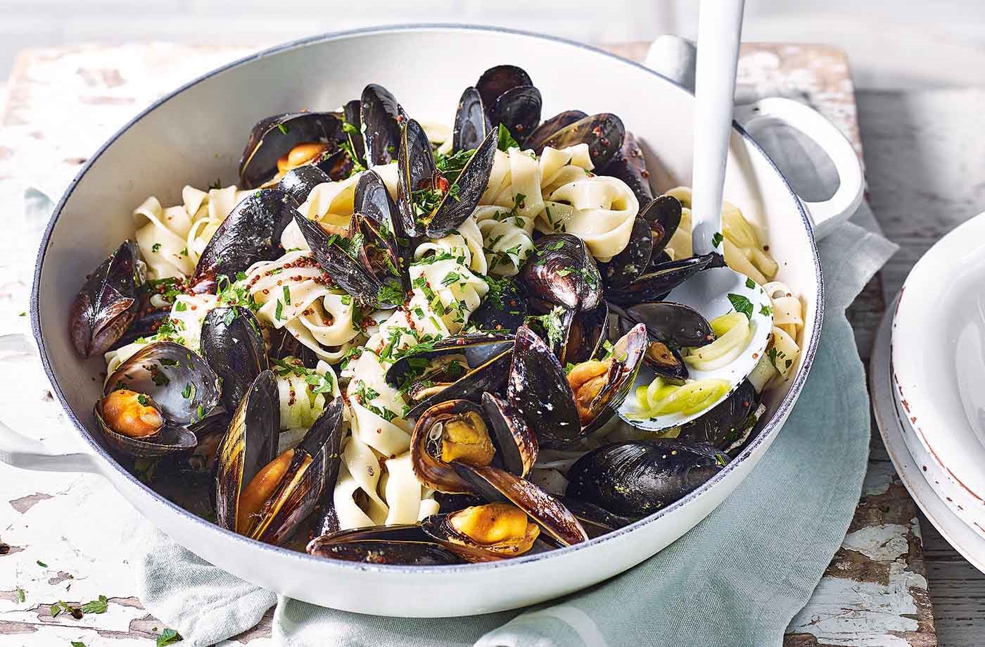 rfo-1400x919-one-pot-cider-mussels-with-leeks-and-tagliatelle-a24e2a5e-e980-4c4d-9faf-46746120369f-0-1400x919