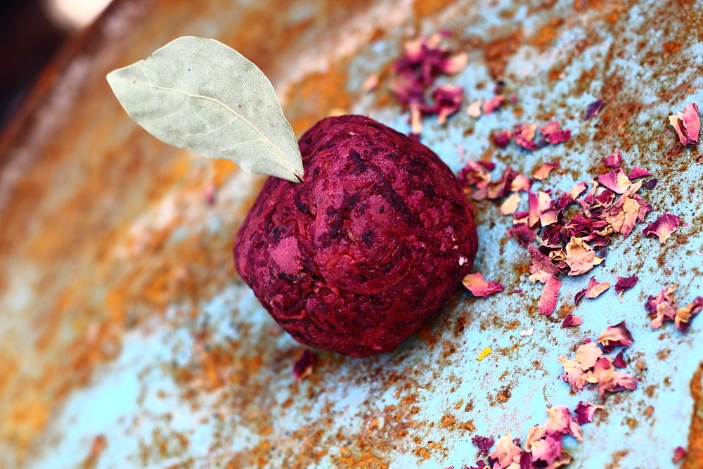 parsnipship-beetroot-bomb